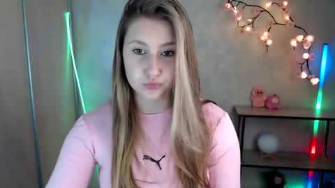 Snapshot of kamilla_love_ chatting on 06/02/26, 12:18 kamilla_love_ online show from 06/02/26, 12:18
