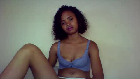 kamillah69 online show from 01/16/26, 08:40