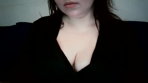 Snapshot of kamillalalove chatting on 02/26/25, 12:25 KamillaLaLove online show from 02/26/25, 12:25