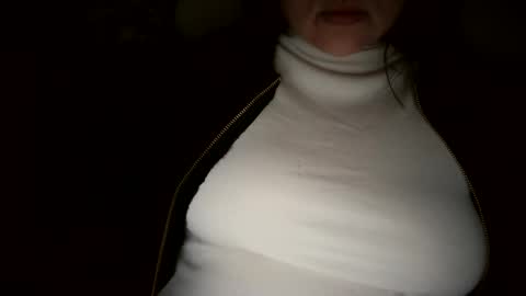 Snapshot of kamillalalove chatting on 03/01/25, 01:40 KamillaLaLove online show from 03/01/25, 01:40