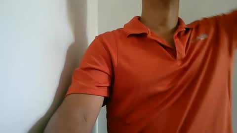 Snapshot of kamilo69_ chatting on 01/16/26, 04:33 Kamilo online show from 01/16/26, 04:33