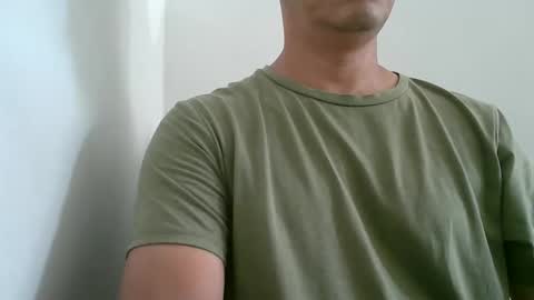 Snapshot of kamilo69_ chatting on 02/21/26, 01:34 Kamilo online show from 02/21/26, 01:34