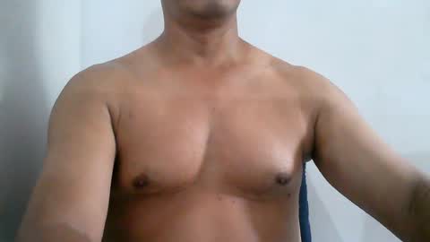 Snapshot of kamilo69_ chatting on 07/13/26, 12:52 Kamilo online show from 07/13/26, 12:52