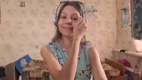 Mari  Simmons online show from 10/08/25, 06:33