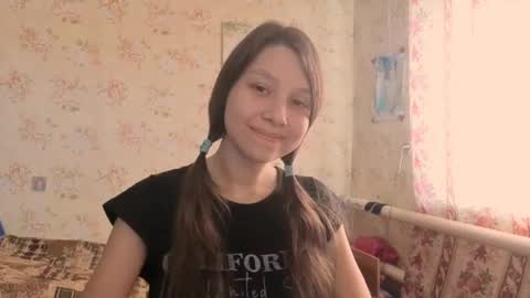 Mari  Simmons online show from 10/15/25, 06:13