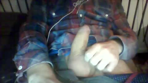 Snapshot of kamkam2022 chatting on 03/10/25, 07:18 kamkam2022 online show from 03/10/25, 07:18