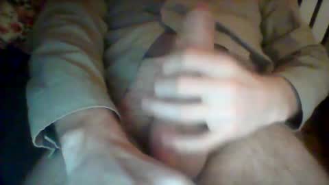 Snapshot of kamkam2022 chatting on 03/12/25, 05:28 kamkam2022 online show from 03/12/25, 05:28