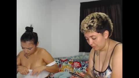 kammy   y   camila online show from 04/14/26, 12:33