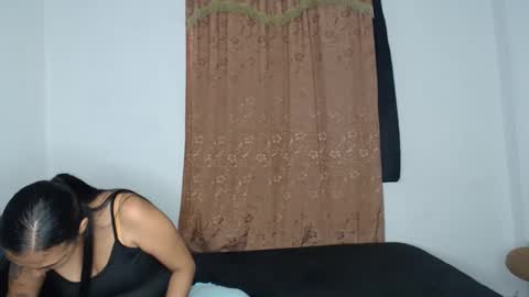 Snapshot of kammy_cami chatting on 04/29/26, 11:36 kammy y camila online show from 04/29/26, 11:36