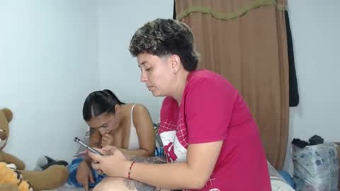 Snapshot of kammy_cami chatting on 05/07/26, 12:05 kammy y camila online show from 05/07/26, 12:05