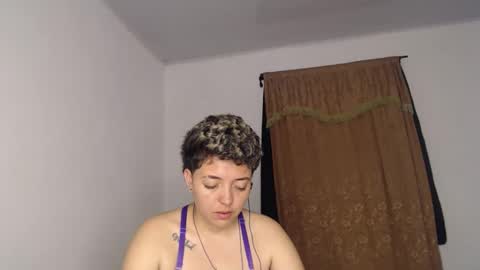Snapshot of kammy_cami chatting on 05/08/26, 11:04 kammy y camila online show from 05/08/26, 11:04