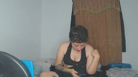 Snapshot of kammy_cami chatting on 05/30/26, 09:06 kammy y camila online show from 05/30/26, 09:06