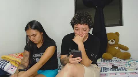 Snapshot of kammy_cami chatting on 07/15/26, 12:27 kammy y camila online show from 07/15/26, 12:27
