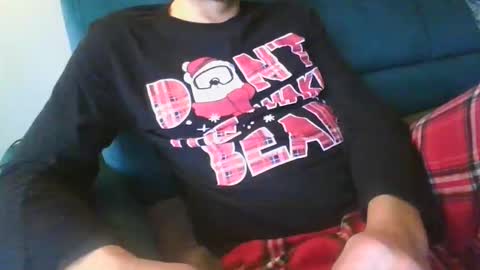 Snapshot of kanaletto chatting on 12/22/25, 08:55 Mario online show from 12/22/25, 08:55