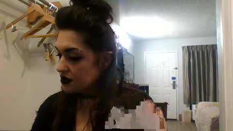 kandirain online show from 10/19/25, 08:26