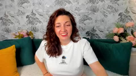 Snapshot of kandy_balls chatting on 02/06/25, 01:05 kandy_balls online show from 02/06/25, 01:05
