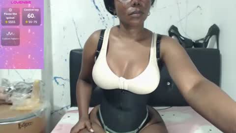 Snapshot of kandysexy chatting on 05/15/26, 11:56 Paola online show from 05/15/26, 11:56
