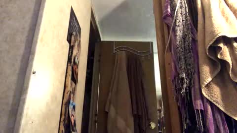 Tucker online show from 10/29/25, 02:03