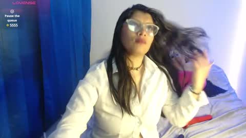 Snapshot of kanroji_mitsuri_11 chatting on 03/09/25, 12:10 Sanctuary online show from 03/09/25, 12:10