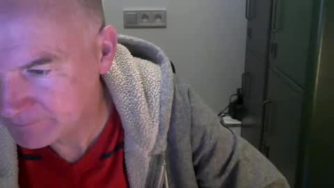 Snapshot of kapitein_rob chatting on 01/27/25, 05:58 Robbie online show from 01/27/25, 05:58