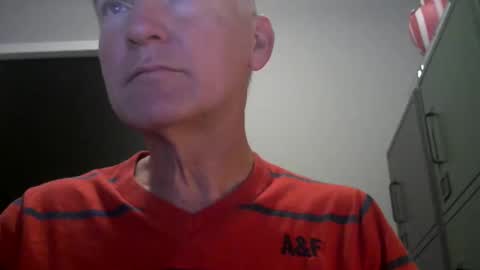 Robbie online show from 11/17/25, 05:02