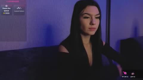 kara_life online show from 10/20/25, 12:55