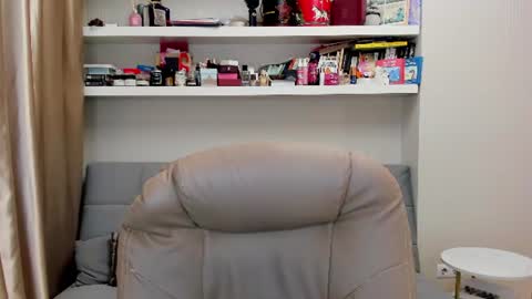 Snapshot of kara_smith_ chatting on 08/02/26, 11:14 Kara. Off from 15th till 24th of December online show from 08/02/26, 11:14