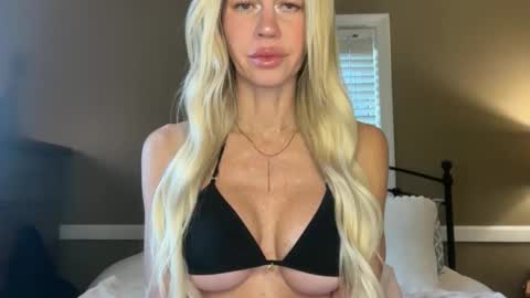 kara online show from 11/18/25, 02:21