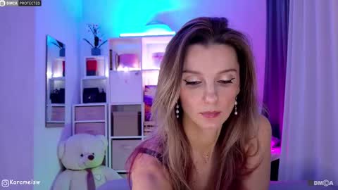 Julia online show from 11/12/25, 11:58