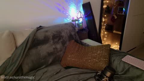 I am here around 5am GMT karathemagic online show from 01/31/25, 06:57