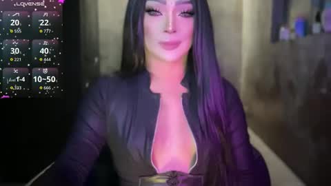 Snapshot of kardeyfynes chatting on 10/09/25, 08:12 MARIA online show from 10/09/25, 08:12