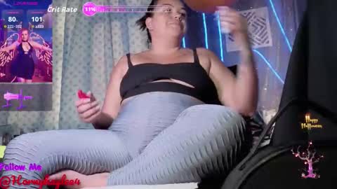 Kareen online show from 10/26/25, 06:03