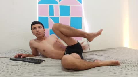 Snapshot of karelin_and_jack chatting on 10/16/25, 01:23      online show from 10/16/25, 01:23