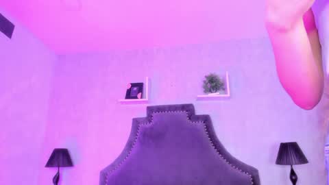 Karely online show from 04/12/26, 12:54