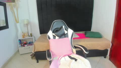 karen_adamss online show from 01/10/26, 04:14