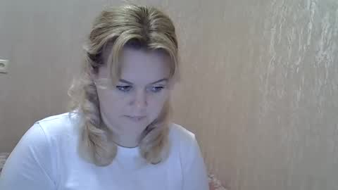 karennelsonx online show from 01/31/25, 08:43