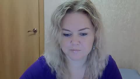 karennelsonx online show from 11/16/25, 11:27