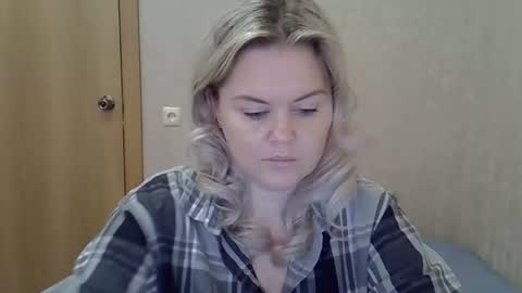 karennelsonx online show from 02/25/26, 09:19