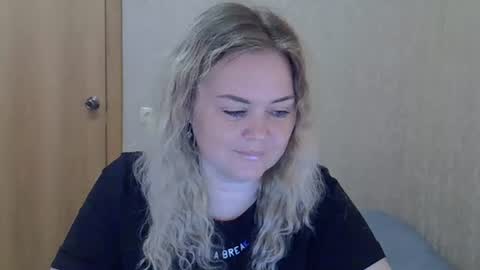 Snapshot of karennelsonx chatting on 07/23/26, 10:02 karennelsonx online show from 07/23/26, 10:02
