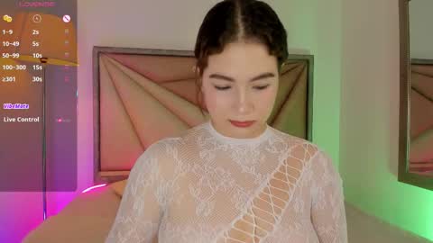 Karen online show from 10/15/25, 05:07