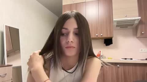 May online show from 12/01/25, 04:34