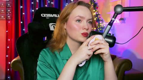 Karoline online show from 12/21/24, 03:25