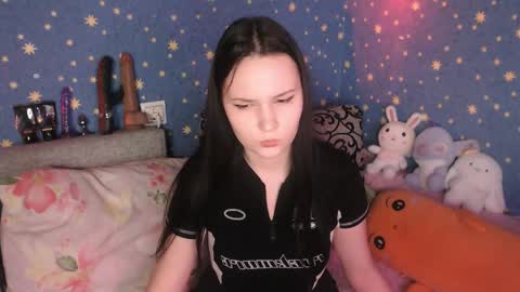 karicherry online show from 03/22/26, 06:44
