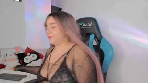 kariina_wong online show from 06/03/26, 07:19