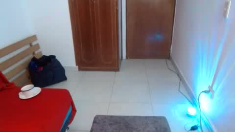 Snapshot of karima_sarabe chatting on 05/11/26, 04:04 karima_sarabe online show from 05/11/26, 04:04