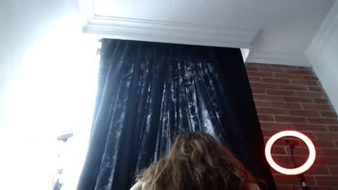 Snapshot of karima_sarabe chatting on 06/02/26, 02:52 karima_sarabe online show from 06/02/26, 02:52
