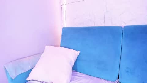 KarimeRous online show from 12/19/25, 11:01