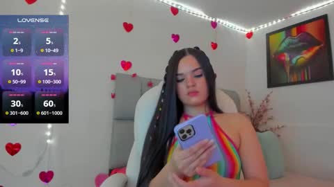 Snapshot of karin_grey69 chatting on 10/26/25, 01:44 Karin    online show from 10/26/25, 01:44