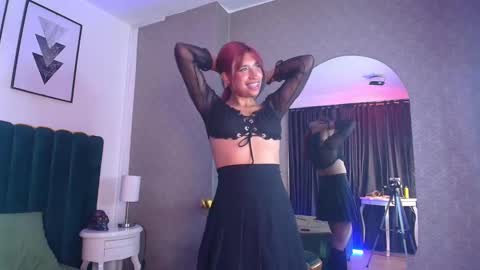 Snapshot of karin_ks chatting on 02/13/25, 03:07 Karina online show from 02/13/25, 03:07
