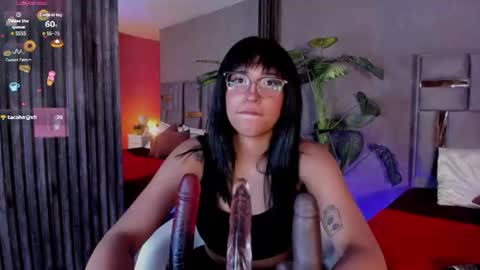 Snapshot of karin_ks chatting on 06/25/26, 05:12 Karina online show from 06/25/26, 05:12